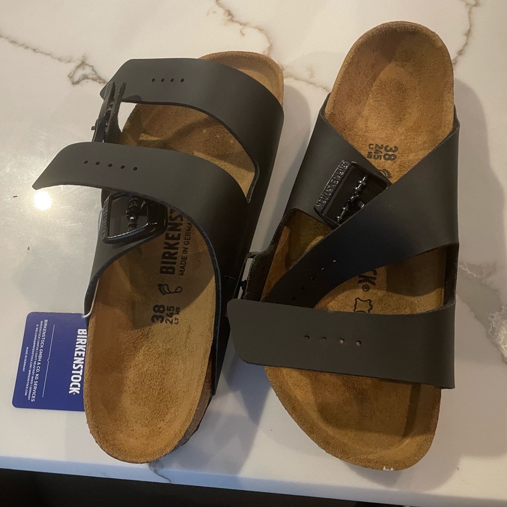NWT Women’s Arizona Birkenstock